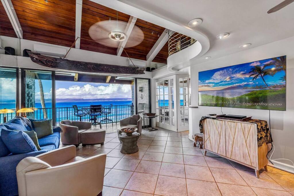 The Noniluna Two - Sleeps 9 Plus Pack N Play Lahaina Exterior foto